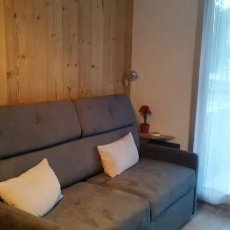 Апартаменти Cote Brune 2 Alpes *